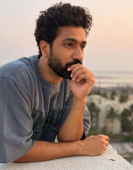 'हर पहलू में एक अद्भुत फिल्म', विक्की कौशल ने आदित्य धर की पूरी टीम को बताया 'धुरंधर'