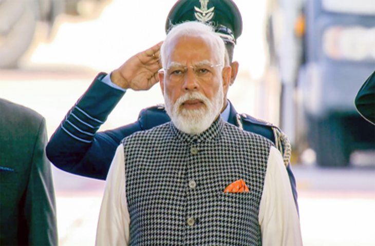 जब ज्ञान विज्ञान के साथ जुड़ता है तो संकटों से मुक्ति का रास्ता अपने आप खुल जाता है: पीएम मोदी