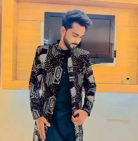 'धुरंधर' में रणवीर सिंह के साथ काम करने पर बोले शहजाद अली, 'लगा, मैं तूफान के साथ तालमेल बैठा रहा हूं'