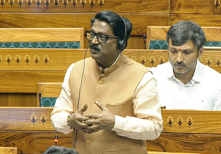 'चुनाव से पहले का ड्रामा', नारी शक्ति वंदन अधिनियम लागू करने के मुद्दे पर विपक्ष का केंद्र पर हमला