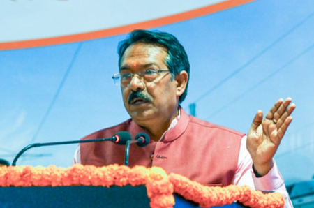 सड़क दुर्घटनाओं में होने वाली 45 प्रतिशत मौतें दोपहिया वाहनों से होती हैं: हर्ष मल्होत्रा