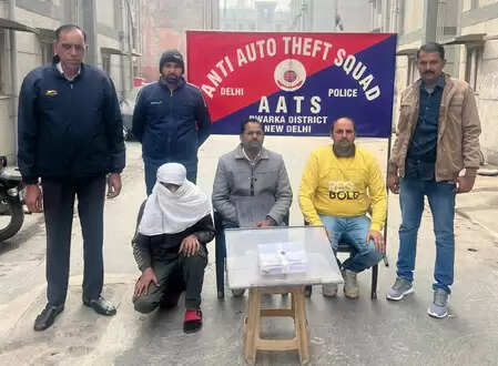 दिल्ली के द्वारका में एएटीएस की कार्रवाई, सद्दाम गौरी गैंग से जुड़े दो आरोपी गिरफ्तार