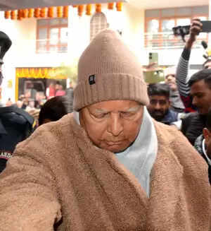 लालू प्रसाद यादव की दिल्ली में मोतियाबिंद और रेटिना की सर्जरी सफल, मीसा भारती ने डाॅक्टरों का जताया आभार