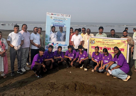महाराष्‍ट्र : राजोडी बीच पर चला मेगा स्वच्छता अभियान, 2000 लोगों ने हटाया 15 टन कचरा