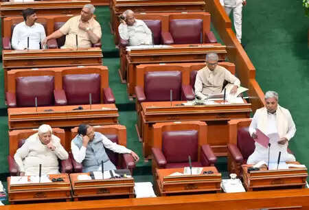 योजनाओं के बावजूद उत्तर कर्नाटक में खुले में शौच और बाल विवाह जारी: सिद्धारमैया