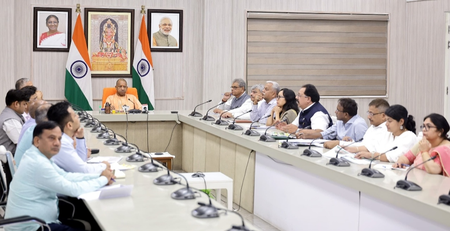 'एक पेड़ मां के नाम' अभियान के तहत यूपी में 12 जुलाई को लगेंगे 35 करोड़ पौधे, सीएम योगी ने की अपील
