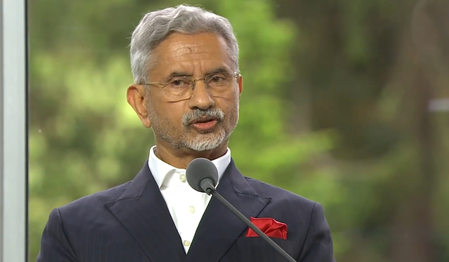 रूस से तेल खरीद का कारण स्‍पष्‍ट कर जयशंकर ने हथियारों पर उठाए सवाल, यूरोप को दिखाया आईना