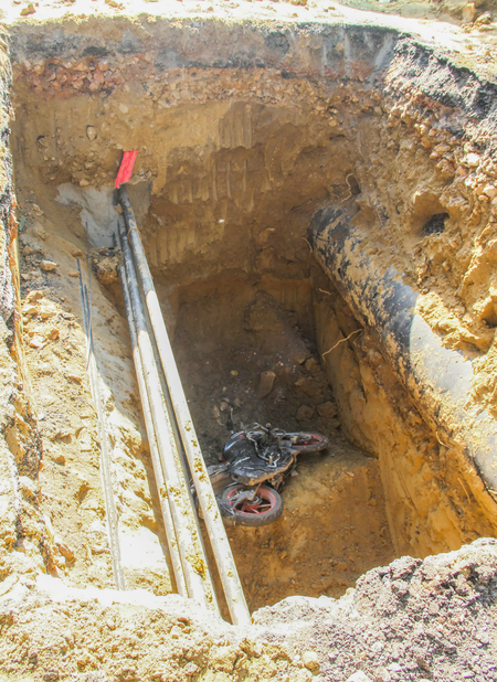 जनकपुरी हादसा: दिल्ली की द्वारका कोर्ट ने सब-कॉन्ट्रैक्टर राजेश प्रजापति को पुलिस कस्टडी में भेजा