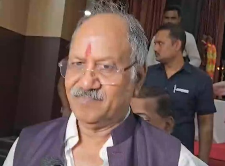 युवाओं के सवालों का जवाब देना जरूरी: बृजमोहन अग्रवाल