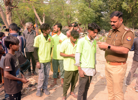 150 अवैध बांग्लादेशी प्रवासियों को डिपोर्ट करने के लिए कश्मीर से बंगाल भेजा गया