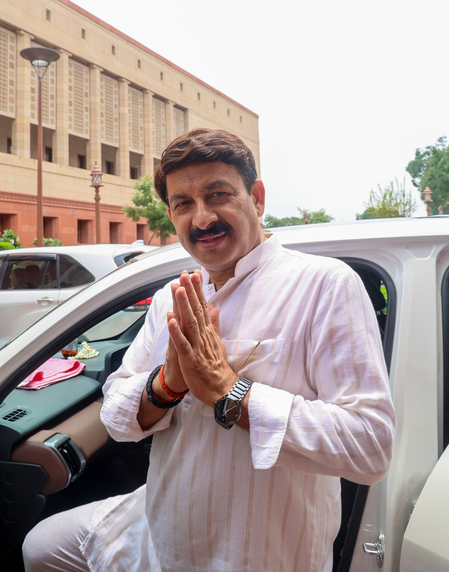पप्पू यादव का आचरण सनातन के विरुद्ध, कड़ी सजा मिलनी चाहिए: मनोज तिवारी