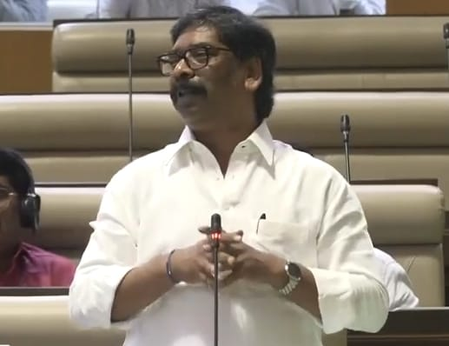 विधानसभा में विपक्ष पर हमलावर हुए सीएम हेमंत, बोले-14वीं जेपीएससी पीटी और बैकलॉग परीक्षाएं रद्द करने को तैयार है सरकार