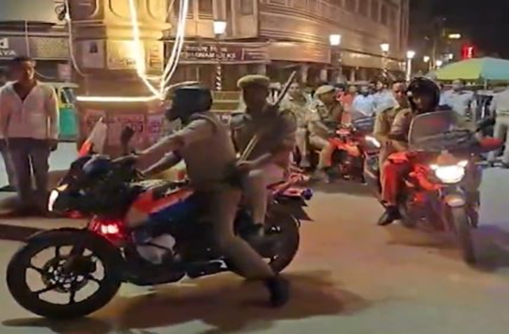 सीमा पर तनाव के बीच उत्तर प्रदेश में रेड अलर्ट, वाराणसी में प्रमुख स्थलों पर बढ़ाई गई सुरक्षा