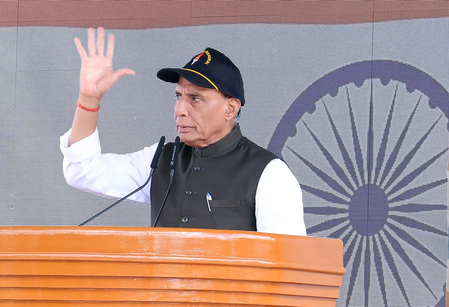 राजनाथ सिंह ने पाकिस्तान को दिखाया आईना, बौखलाए मुल्क की यूएन से अपील- डालें दबाव