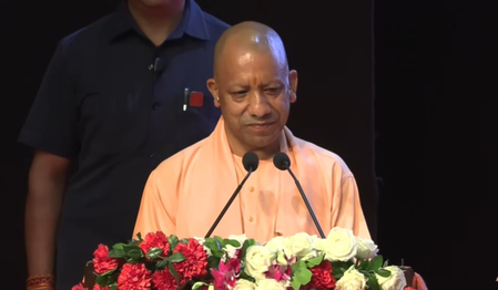 रामनाथ कोविंद की आत्मकथा नई पीढ़ी के लिए प्रेरणास्रोत, उन्होंने अभावों को कभी ढाल नहीं बनाया : सीएम योगी