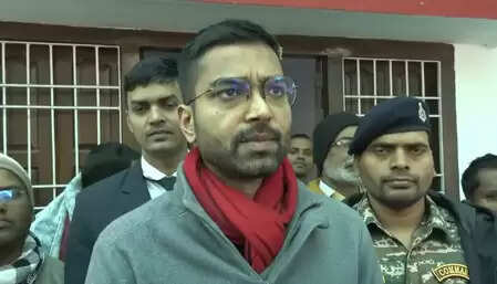 जेएनयू में विवादित नारेबाजी पर दीपक प्रकाश बोले, इस पर रोक लगानी होगी