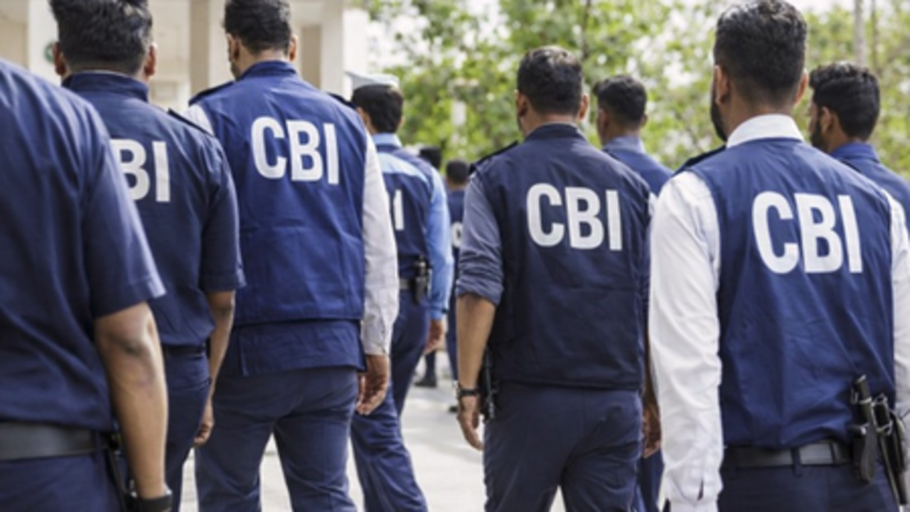 असम: सीबीआई ने 20,000 रुपए की रिश्वत लेने के आरोप में रेलवे इंजीनियर को गिरफ्तार किया