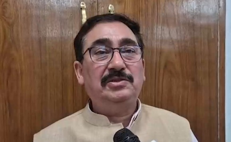भाजपा विधायकों ने राष्ट्रगान का अपमान नहीं किया, वीडियो देख लीजिए: विपिन परमार