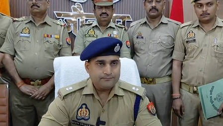 जौनपुर : साइबर सेल पुलिस की बड़ी सफलता, 55 लाख रुपए के 240 मोबाइल फोन बरामद