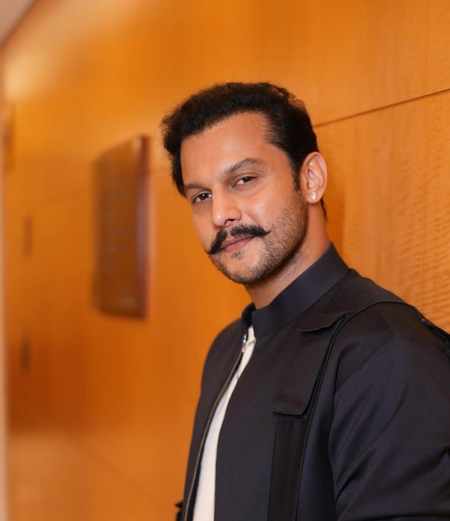 आदिनाथ एम. कोठारे और उर्मिला कोठारे खत्म करने जा रहे 15 साल की शादी का सफर, मिलकर करेंगे बेटी 'जिजा' की परवरिश