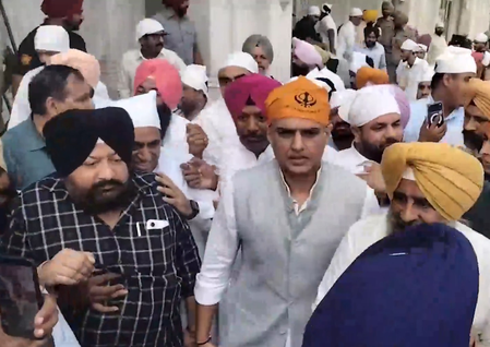 अमृतसर पहुंचे सचिन पायलट और परगट सिंह, कांग्रेस कार्यकर्ताओं में दिखा उत्साह