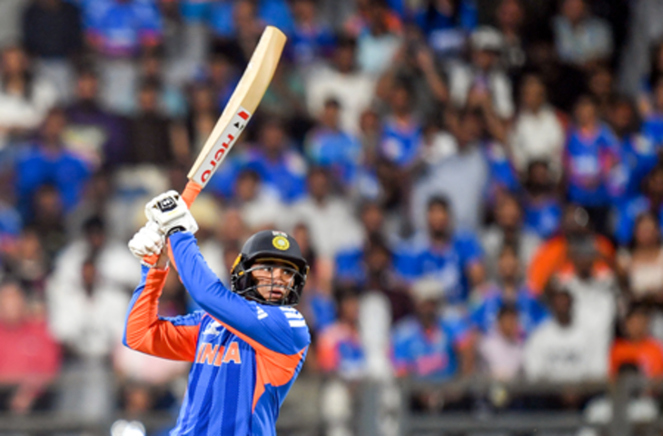 अभिषेक शर्मा को मिली अस्पताल से छुट्टी, मैच के दिन खेलने पर फैसला होगा: तिलक वर्मा