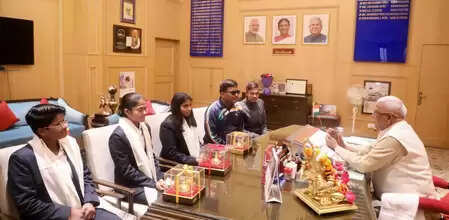 ब्लाइंड महिला टी-20 वर्ल्ड कप में बेटियों की सफलता देशवासियों के लिए प्रेरणा और गर्व का प्रतीक: राज्‍यपाल पटेल