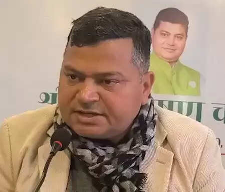 विकसित भारत बनाने के लिए हमारी सरकार योजनाएं लाती है: राज भूषण चौधरी