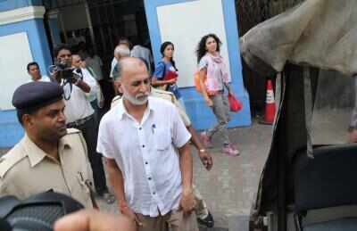 बॉम्बे हाईकोर्ट ने रेप केस में तरुण तेजपाल को 10 साल की सजा सुनाई