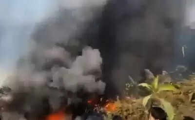 अमेरिका में बड़ा विमान हादसा, इंटरनेशनल एयरपोर्ट पर उड़ान भरते ही कार्गो प्लेन हुआ क्रैश; 4 की मौत और 11 घायल