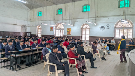रेलवे ने हिमालयी विरासत का जश्न मनाने के लिए डीएचआर साहित्य महोत्सव का आयोजन किया।