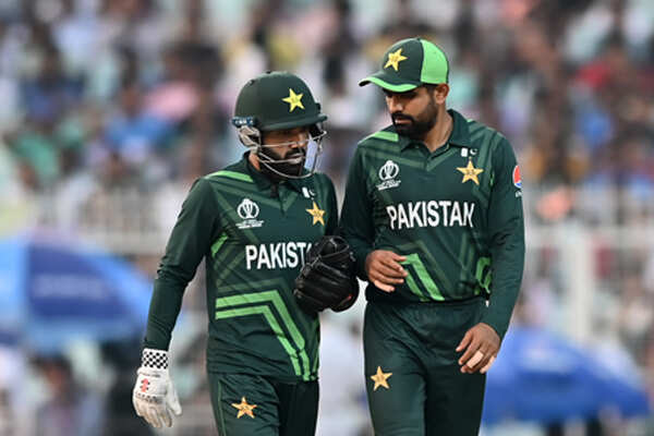 पीसीबी ने फिर से की बाबर आजम और मोहम्मद रिजवान की बेइज्जती, सेंट्रल कॉन्ट्रैक्ट में कर दिया डिमोशन