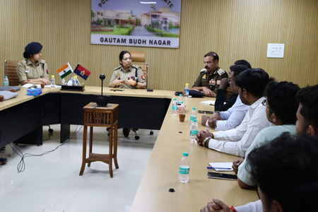 साइबर अपराध रोकने के लिए पुलिस और ई-कॉमर्स कंपनियों की समन्वय बैठक, क्रेडिट कार्ड फ्रॉड पर हुई चर्चा