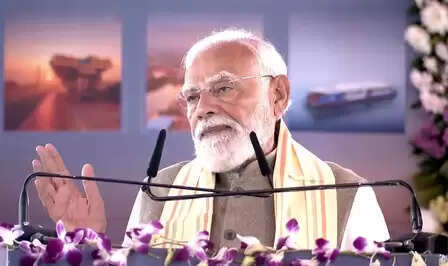 बंगाल के लिए बीते 24 घंटे अभूतपूर्व रहे, 100 साल में इतना काम नहीं हुआ : सिंगूर में बोले पीएम मोदी