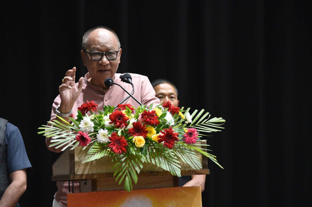 शांति केवल बातचीत के माध्यम से ही बहाल की जा सकती है: युमनाम खेमचंद सिंह