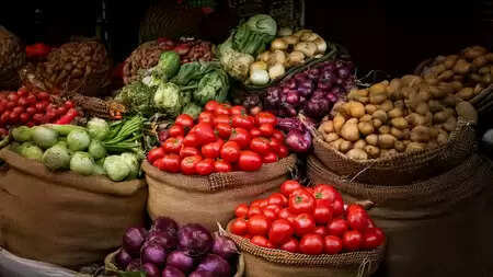 आरबीआई ने मुद्रास्फीति के अनुमान को पहले के 2.6 प्रतिशत से घटाकर 2 प्रतिशत किया