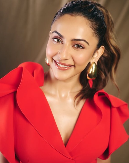 'जिंदगी कभी सीधी नहीं चलती', मुश्किल दौर को लेकर आयुष्मान खुराना और रकुलप्रीत सिंह ने साझा की अपनी राय