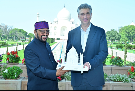 आगरा में दिखी यूपी की सांस्कृतिक ताकत, योगेंद्र उपाध्याय ने क्रोएशियाई पीएम का किया स्वागत