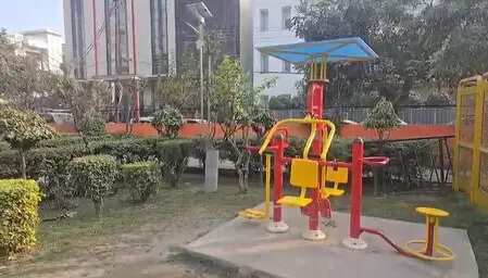 घर के पास योग, वॉक और जिम की सुविधा; वाराणसी में तैयार हो रहे 24 स्मार्ट पार्क