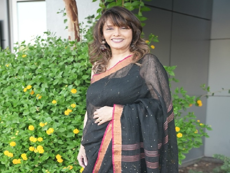 पल्लवी जोशी : 90 के दशक में टेलीविजन पर किया राज, आज खुद फिल्मों का कर रहीं निर्माण