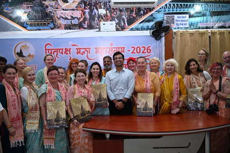 बिहार: विदेशियों ने गयाजी की आध्यात्मिक विरासत महसूस की, 48 श्रद्धालुओं ने किया पिंडदान-तर्पण