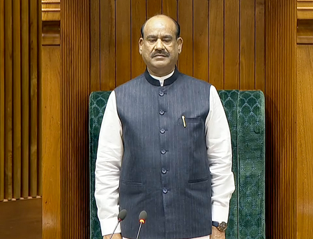 लोकसभा की कार्यवाही अनिश्चितकाल के लिए स्थगित, हंगामे के बीच मानसून सत्र में कई अहम बिल हुए पास