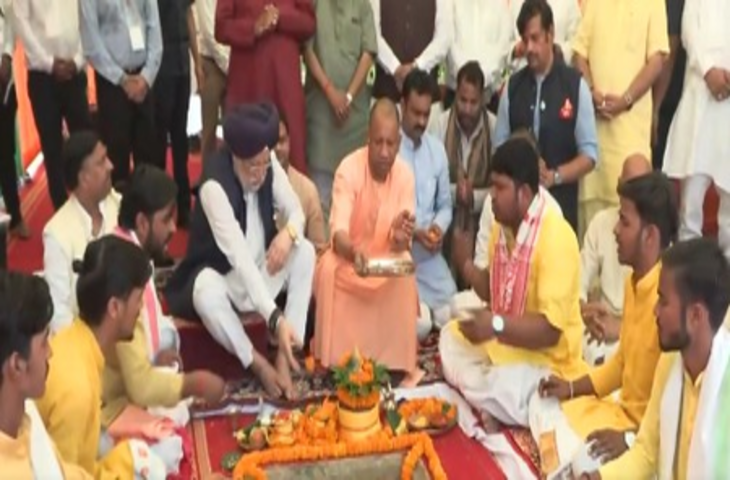 सीएम योगी ने 'गोरखपुर अंतरराष्ट्रीय क्रिकेट स्टेडियम' का शिलान्यास किया, कहा- पूर्वी उत्तर प्रदेश के युवाओं के लिए बेहद खास दिन
