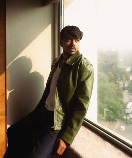 ‘तू या मैं’ जैसी फिल्में सिर्फ परफॉर्मेंस नहीं, अनुभव हैं : आदर्श गौरव