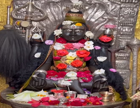 महामृत्युंजय मंदिर: मायावी हैं मंडी में विराजमान भगवान शिव, दिन में पांच बार बदलते हैं चेहरे पर भाव