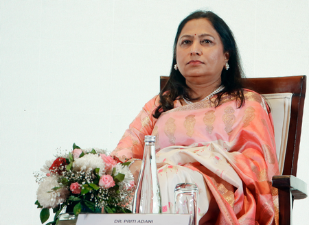 'हर बच्चे के सपने को मिले उड़ान': डॉ. प्रीति अदाणी ने मनाया अदाणी पब्लिक स्कूल मुंद्रा के 25 वर्ष पूरे होने का जश्न