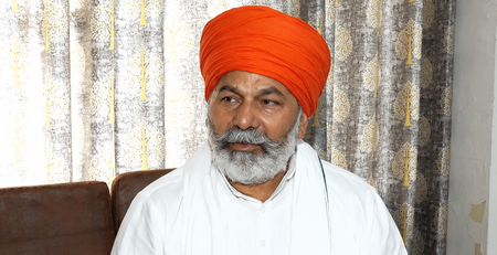 बाबा बागेश्वर पर्चा निकालकर राम मंदिर चढ़ावा मामले के आरोपियों के बारे में बता दें, बेवजह पुलिस हो रही परेशान: राकेश टिकैत