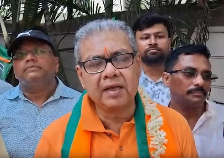 मछली खरीदकर चुनाव प्रचार शुरू करने वाले शारद्वत मुखर्जी का दावा, बंगाल में मांसाहार पर रोक लगाने की कोई योजना नहीं