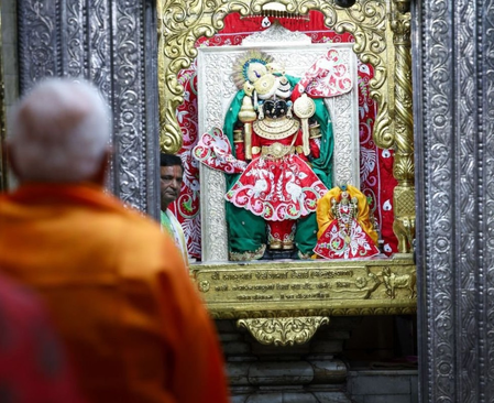 पीएम मोदी ने देशवासियों को दी जन्माष्टमी की शुभकामनाएं, शेयर किया विशेष श्लोक