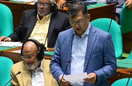 बांग्लादेश: मंत्री ने संसद को बताया, 'दुबई में पकड़े गए पूर्व आईजीपी बेनजीर'